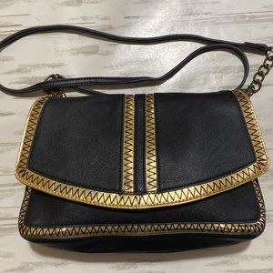Jessica Simpson black and gold purse